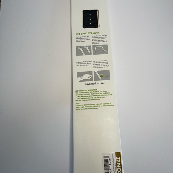 Disney Silver MagicBand Disney Park Exclusive - Picture 4 of 5